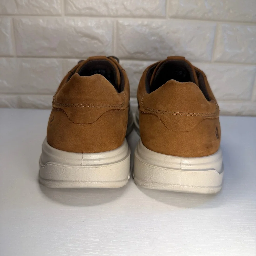 ECCO Men's Street Tray Classic Sneaker | Size 12-12.5 US | Navajo Brown Suede